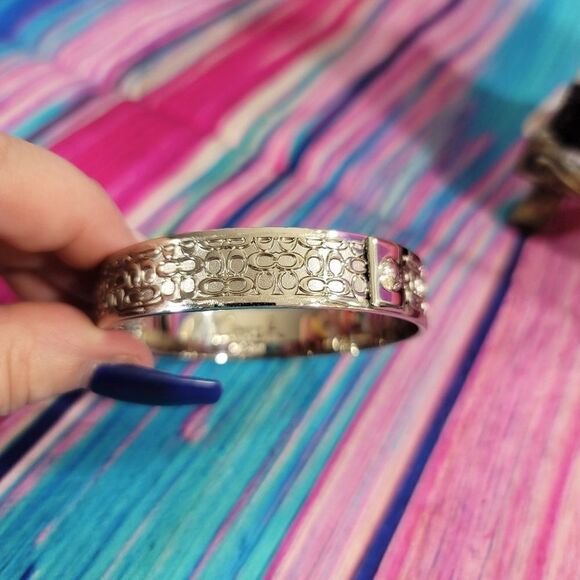 Coach Signature Kissing C's Bangle Bracelet - Picture 6 of 10